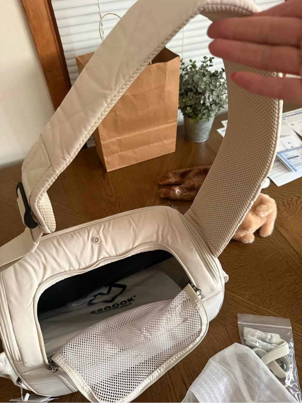 Ssook Sling bag Small beige Pet Carrier with Front Mesh Window